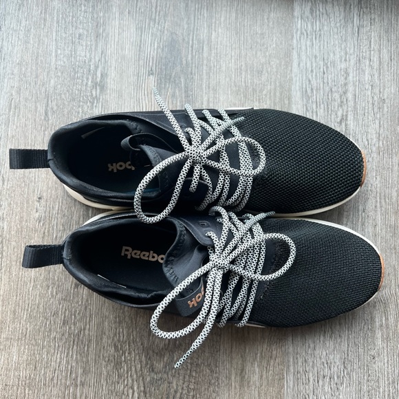 Reebok Trainers - Picture 6 of 8